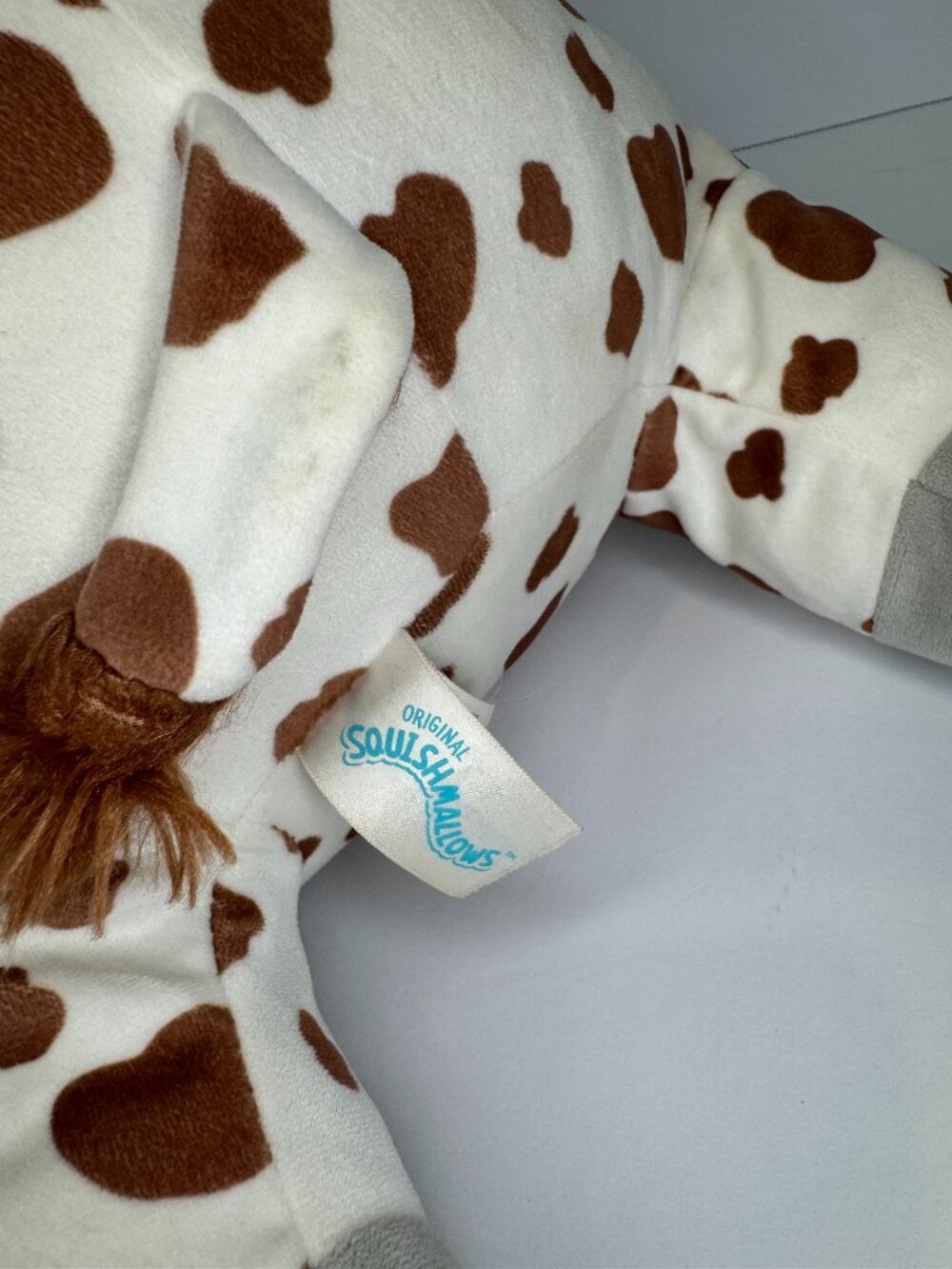22” Hugmallow Squishmallow Spotted Cow Plush Laying Down Stuffed Animal HTF Rare - Picture 6 of 8